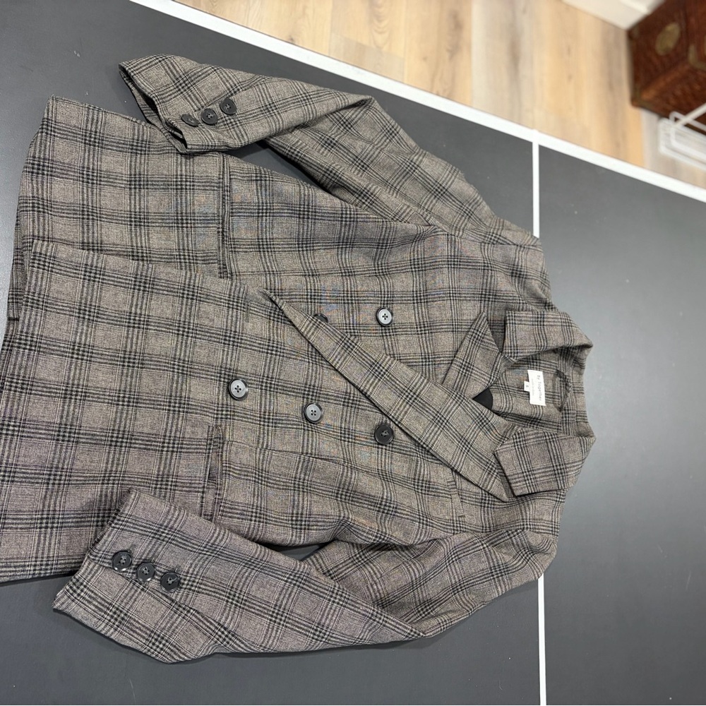 By Together Gray Plaid Women's Blazer - Picture 4 of 5